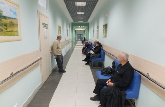 Жители Октябрьского района смогут лечиться в медицинском центре Деревни Универсиады
